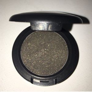 MAC Pro longwear Eye Shadow